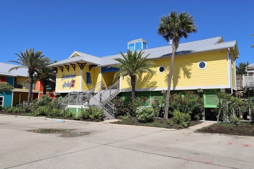 31-120 Carmen Ln, Grand Isle, LA, 70358-9641 | Card Image