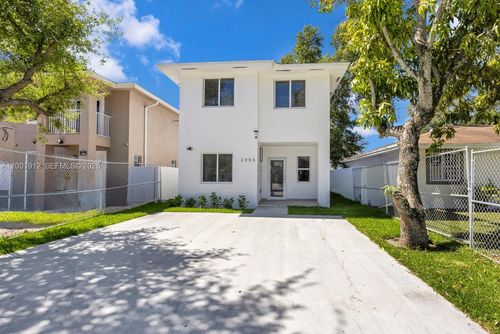 2956 Nw 44th St, Miami, FL, 33142-4418 | Card Image