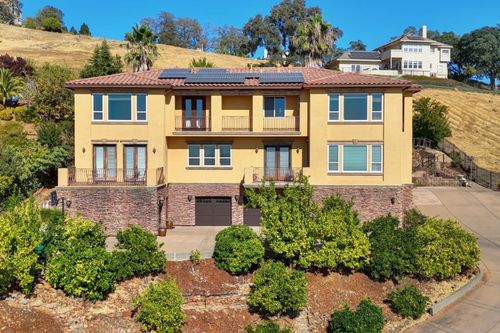 521 Montridge Way, El Dorado Hills, CA, 95762-7209 | Card Image