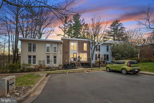 1652 Wainwright Dr, RESTON, VA, 20190-3431 | Card Image