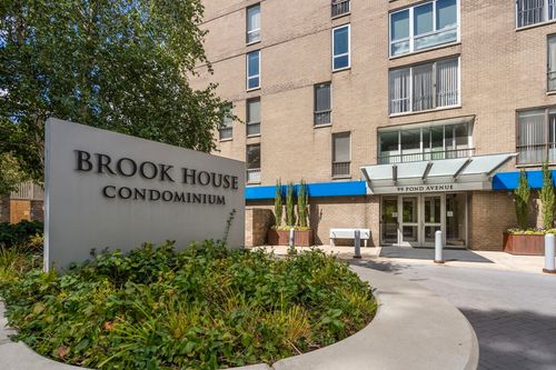 apt-608-99 Pond Ave, Brookline, MA, 02445-7118 | Card Image