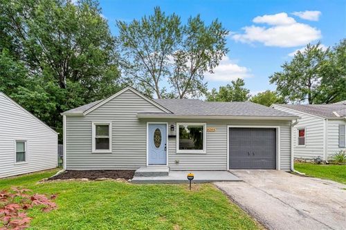 4205 Waverly Ave, Kansas City, KS, 66104-3466 | Card Image