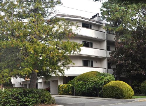 303-1068 Tolmie Ave, Saanich, BC, V8X4T4 | Card Image