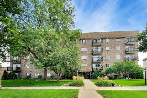 404-907 Curtiss St, Downers Grove, IL, 60515-4744 | Card Image