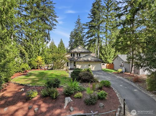 240 E Channel Drive, Allyn, WA, 98524 | Card Image