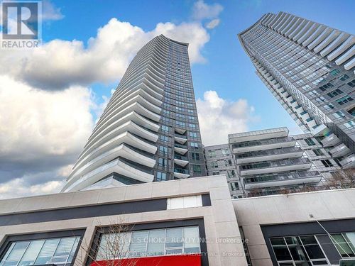 2732-7161 Yonge Street, Markham (Thornhill), ON, L3T0C8 | Card Image