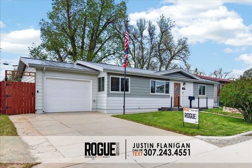 1774 Laramie Ave, Casper, WY, 82604-3004 | Card Image