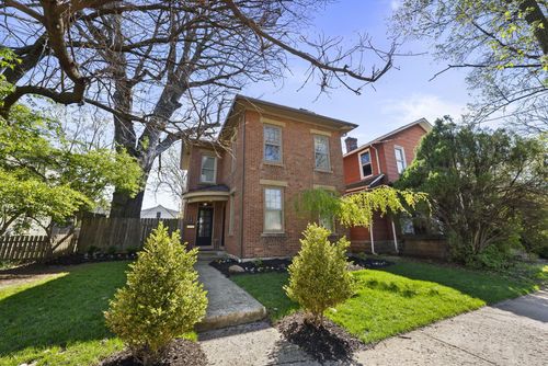 924 Hamlet St, Columbus, OH, 43201-3537 | Card Image