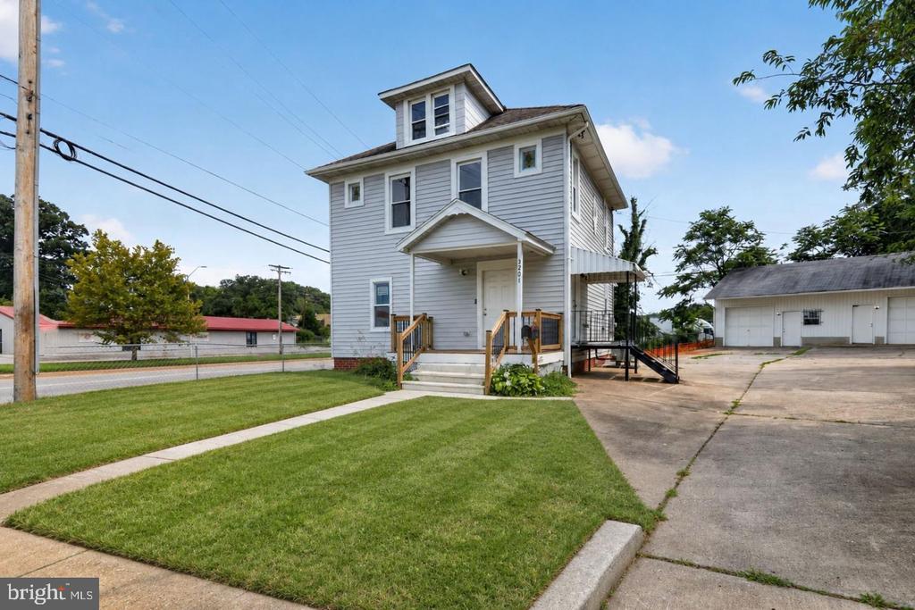 Residential Lease in BALTIMORE