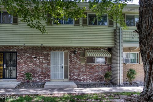 277 Smithridge Park, Reno, NV, 89502-5743 | Card Image