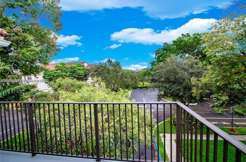 303-10105 W Sunrise Blvd, Plantation, FL, 33322-7607 | Card Image