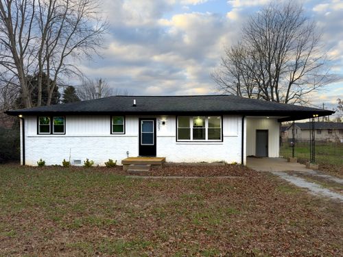 1307 Jarrett Dr, Springfield, TN, 37172-2762 | Card Image