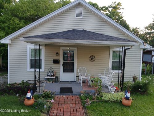 116 Elizabeth St, Frankfort, KY, 40601-3218 | Card Image