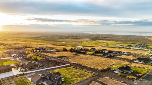 6766 Road 8.9 Se, Othello, WA, 99344-8713 | Card Image