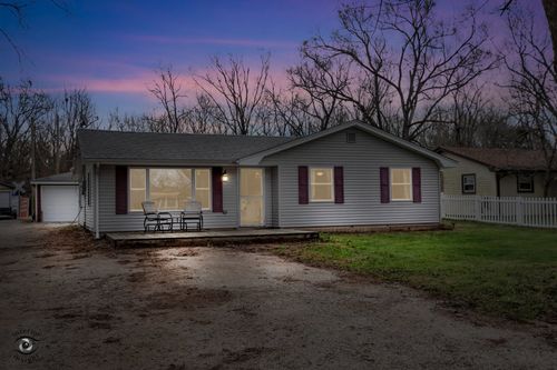 2111 Woodview Dr, Wilmington, IL, 60481-1761 | Card Image