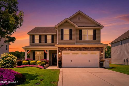 840 Dynasty Dr, Jacksonville, NC, 28546-6406 | Card Image