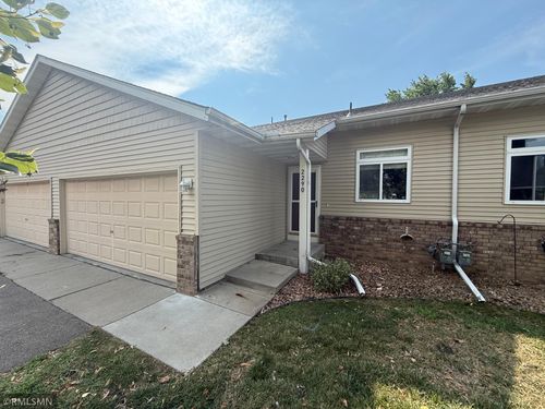 2290 Downing Ave, Shakopee, MN, 55379-4444 | Card Image