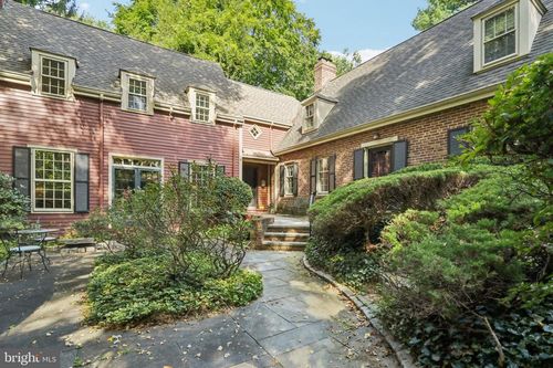 534 W Springfield Ave, PHILADELPHIA, PA, 19118-4124 | Card Image