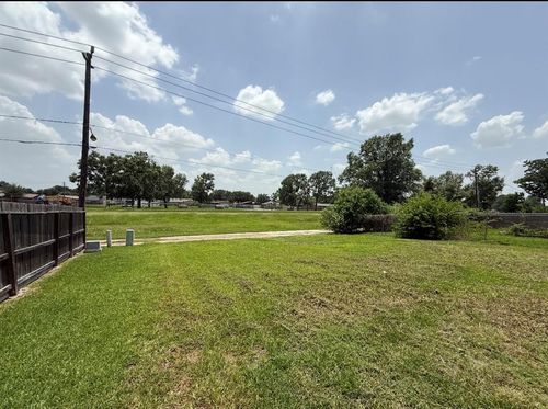 14138 Dartwood Drive, Houston, TX, 77049 | Card Image