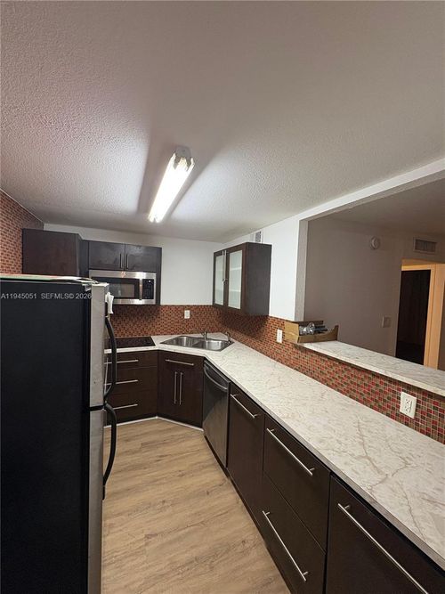 apt-441-1800 Sans Souci Blvd, North Miami, FL, 33181-3073 | Card Image