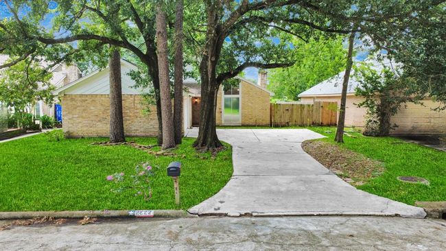 2622 Heatherknoll Dr, House other with 3 bedrooms, 2 bathrooms and 1 parking in Spring TX | Image 4