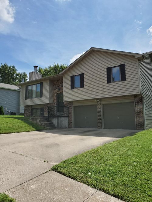 3608 Teakwood Dr, Columbia, MO, 65203-0678 | Card Image