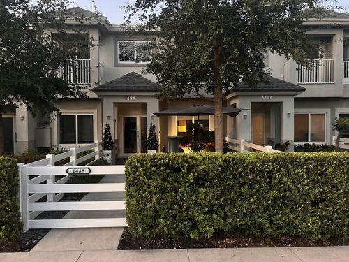 1488 Ne 34th St, Oakland Park, FL, 33334-4538 | Card Image