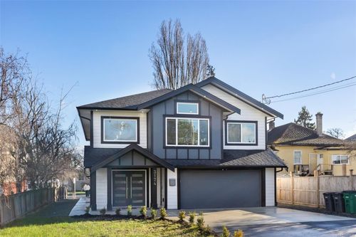 3174 Harriet Rd, Saanich, BC, V9A1T8 | Card Image