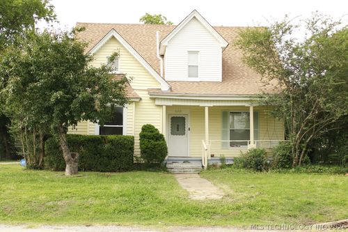 532 5th St, Claremore, OK, 74017-8410 | Card Image