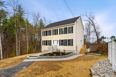 31 Queen Street, House other with 3 bedrooms, 2 bathrooms and null parking in Boscawen NH | Image 2