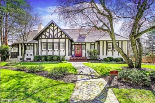 136 Hobart Ave, Short Hills, NJ, 07078-2001 | Card Image