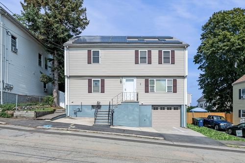 30 Hanson St, Salem, MA, 01970-1345 | Card Image