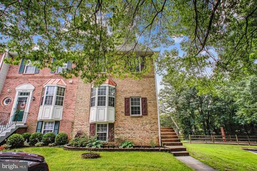 6755 Cardinal Woods Ct, LORTON, VA, 22079-1356 | Card Image