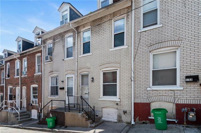 Blank St, Allentown, PA 18102
