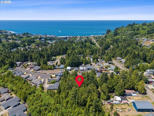 700 Terry Pl, Depoe Bay, OR, 97341 | Card Image