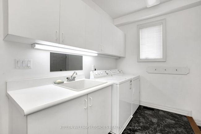 360 Conservation Dr, House other with 6 bedrooms, 4 bathrooms and 8 parking in Brampton ON | Image 24