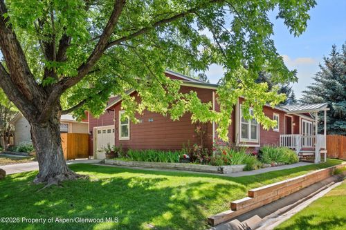 63 Badger Rd, Carbondale, CO, 81623-8733 | Card Image
