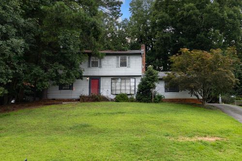 800 S Valleywood Cir, Hixson, TN, 37343-2446 | Card Image
