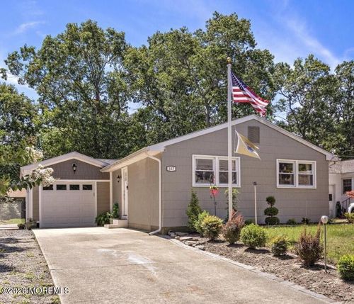 337 Enterprise Dr, Forked River, NJ, 08731-1833 | Card Image