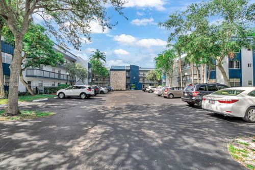 apt-207-3080 Holiday Springs Blvd, Margate, FL, 33063-5421 | Card Image