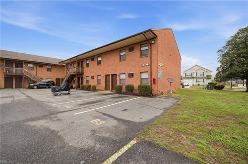 b6-4914 E Princess Anne Road, Norfolk, VA, 23502 | Card Image