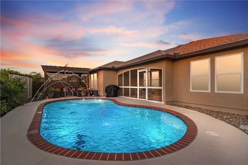 16121 Broomsedge St, Corpus Christi, TX, 78418-6515 | Card Image