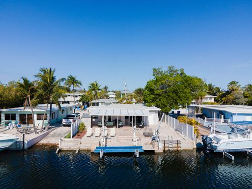 132 Gardenia St, Tavernier, FL, 33070-2209 | Card Image