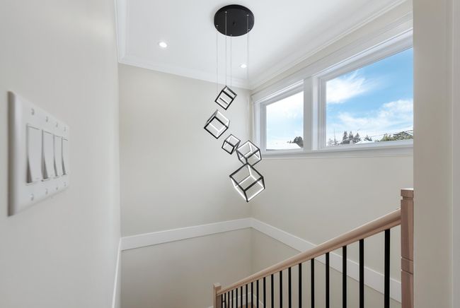 212 Blackman St, House other with 6 bedrooms, 5 bathrooms and 5 parking in New Westminster BC | Image 19