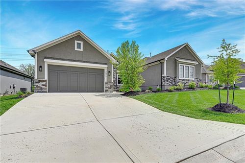 12973 S Alden St, Olathe, KS, 66062-6158 | Card Image