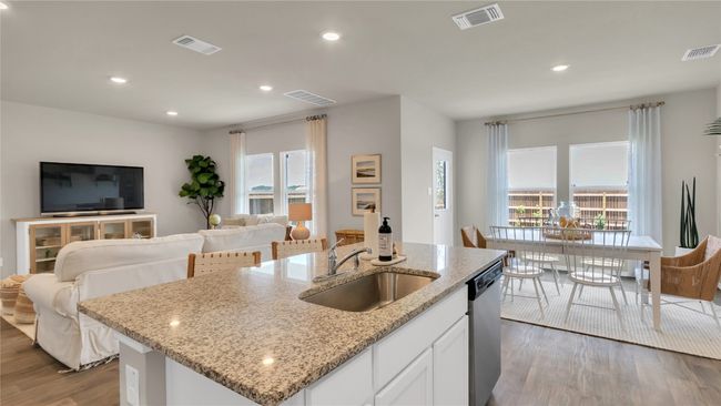 457 Sandringham Loop, House other with 4 bedrooms, 3 bathrooms and 2 parking in Uhland TX | Image 15