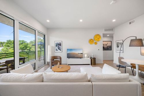 215-4004 Banister Lane, Austin, TX, 78704 | Card Image