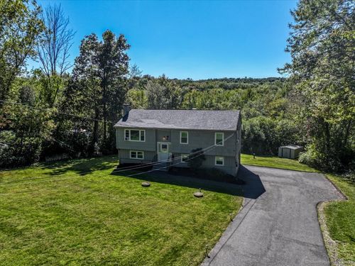 42 Rockwell Rd, Bethel, CT, 06801-1607 | Card Image