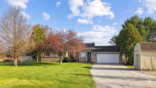 6550 Lapeer Rd, Clyde, MI, 48049-4100 | Card Image