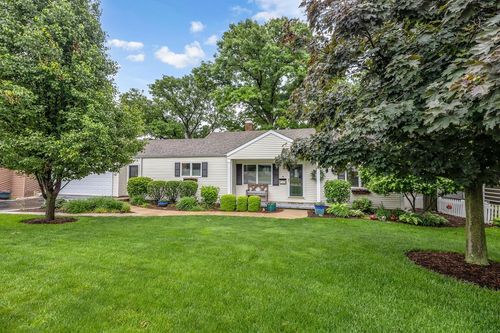 45 Oak Ridge Dr, Decatur, IL, 62521-4662 | Card Image